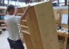 Vídeo: carpintero haciendo un armario | Recurso educativo 16201