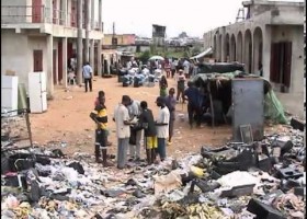 The Digital Dump: Exporting Re-use and Abuse to Africa | Recurso educativo 762567